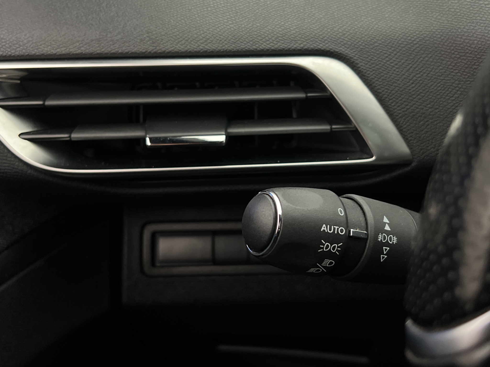 Peugeot 3008 1.6 THP 165 EAT, 165hp, 2018