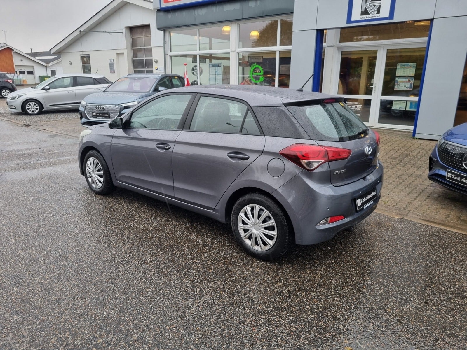 Hyundai i20 1.2 blue Manual, 5-trins, 84ps, 2017