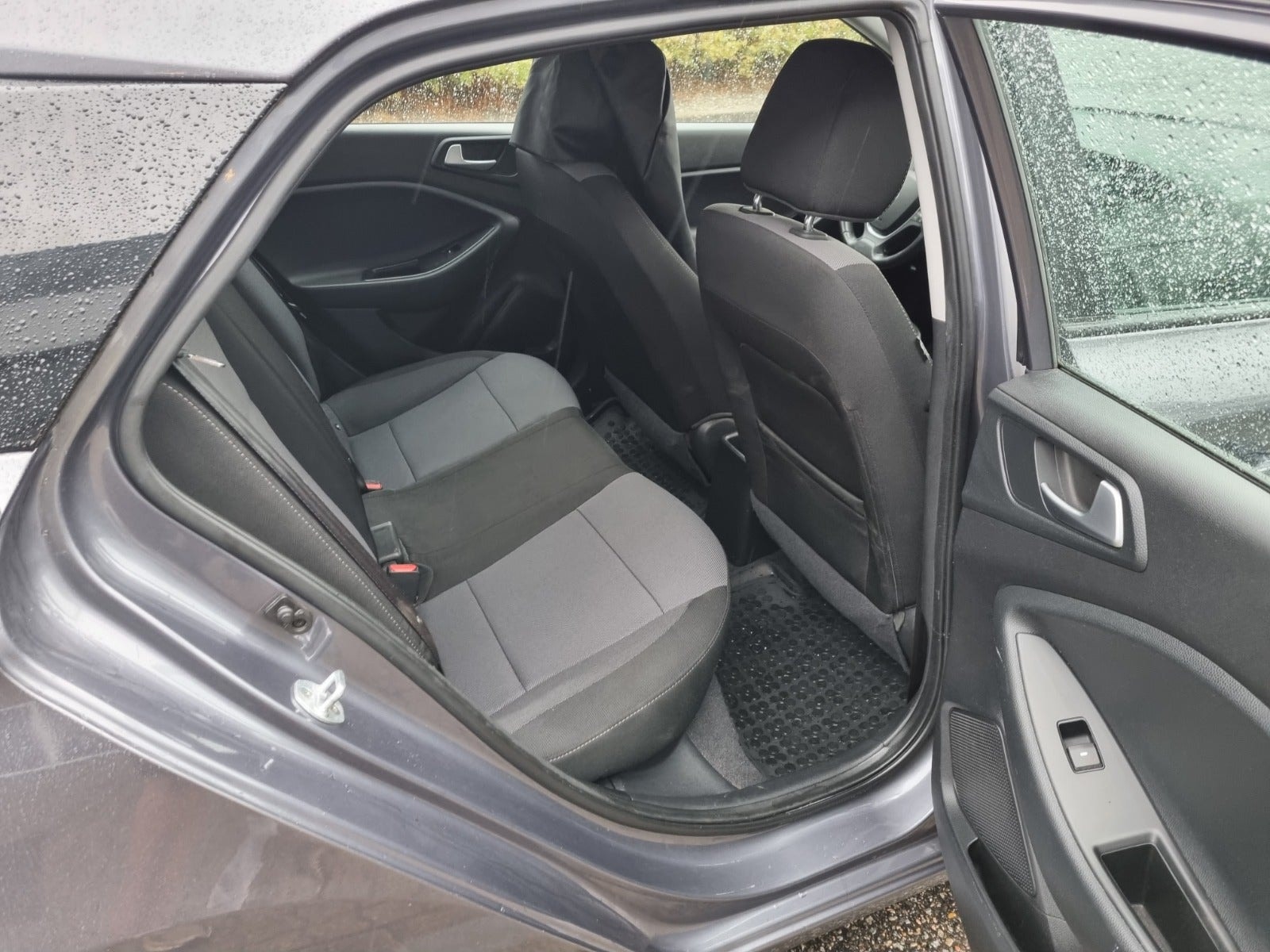 Hyundai i20 1.2 blue Manual, 5-trins, 84ps, 2017