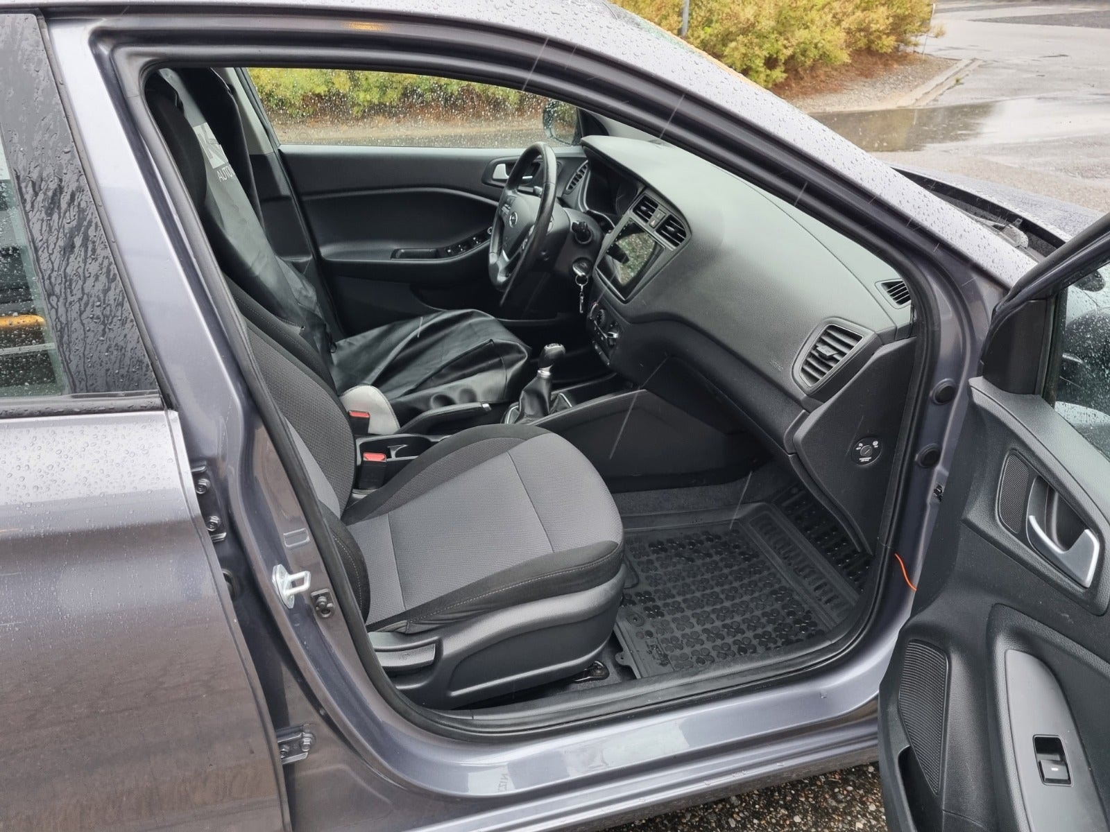 Hyundai i20 1.2 blue Manual, 5-trins, 84ps, 2017
