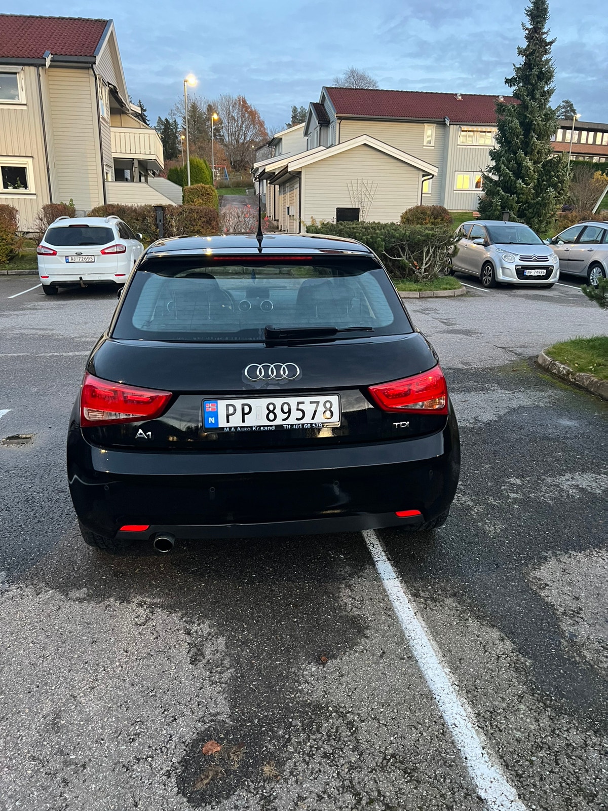 Audi A1 1.6 TDI  Manual, 5-trins, 105ps, 2011