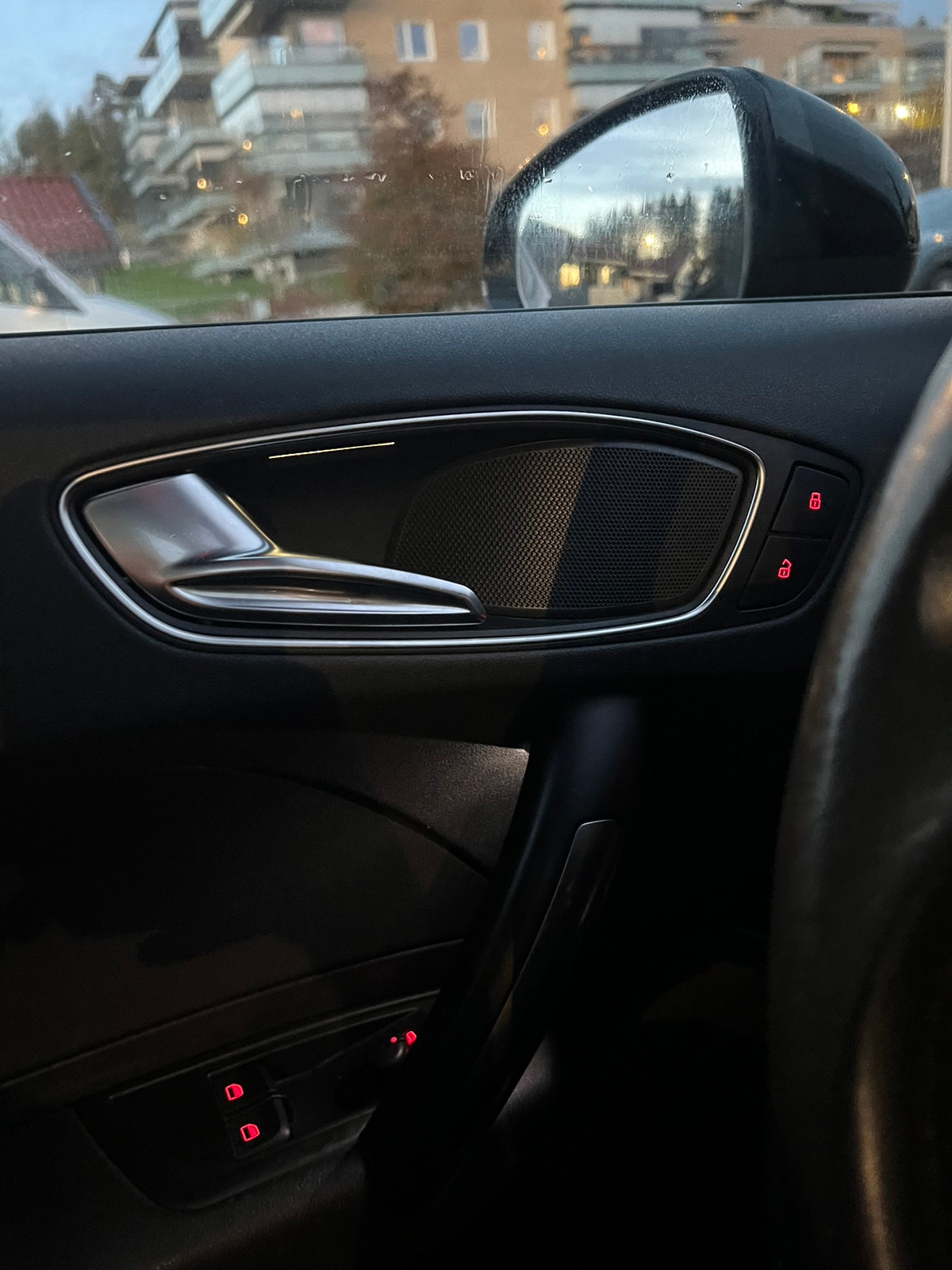 Audi A1 1.6 TDI  Manual, 5-trins, 105ps, 2011