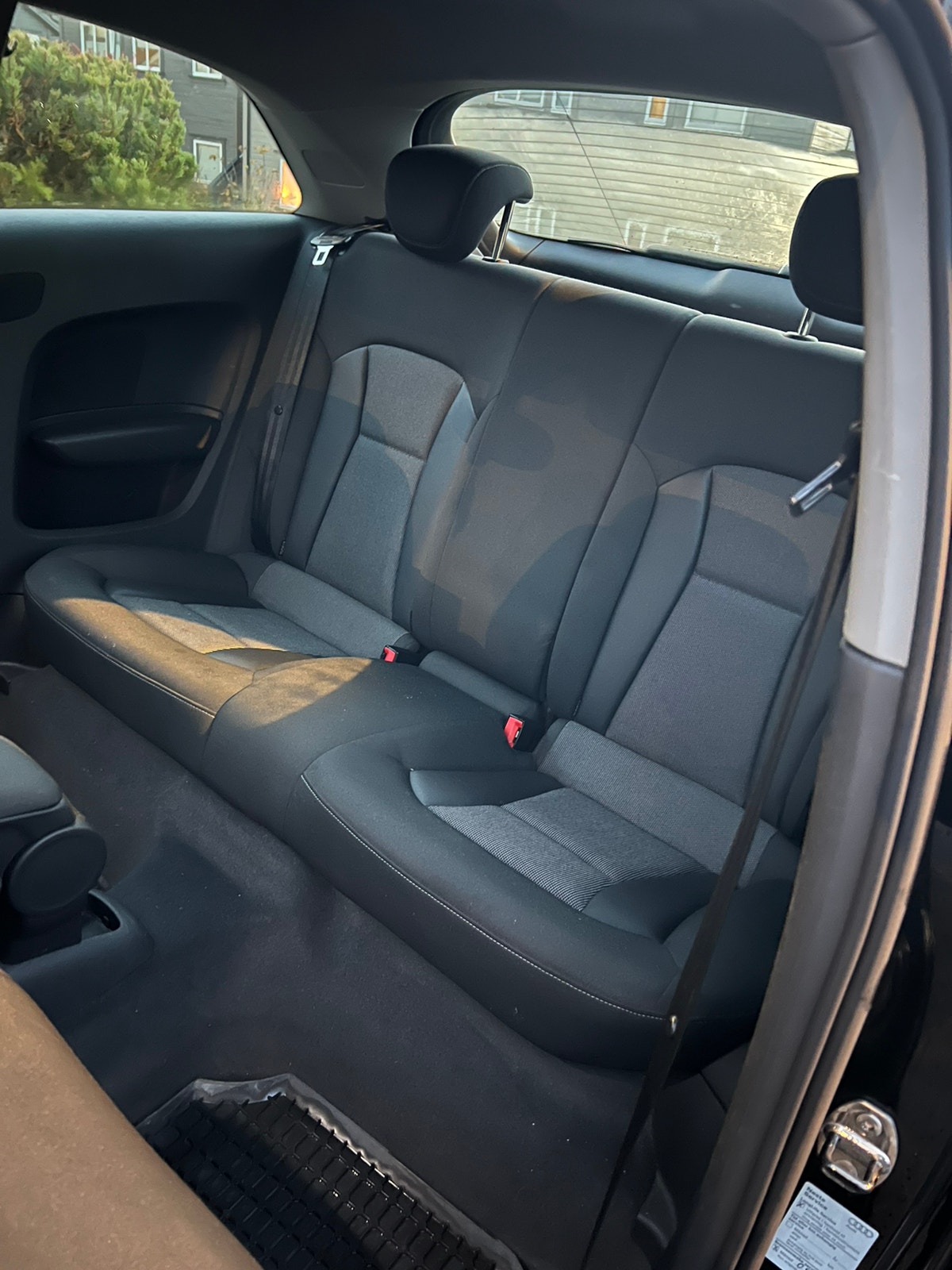Audi A1 1.6 TDI  Manual, 5-trins, 105ps, 2011