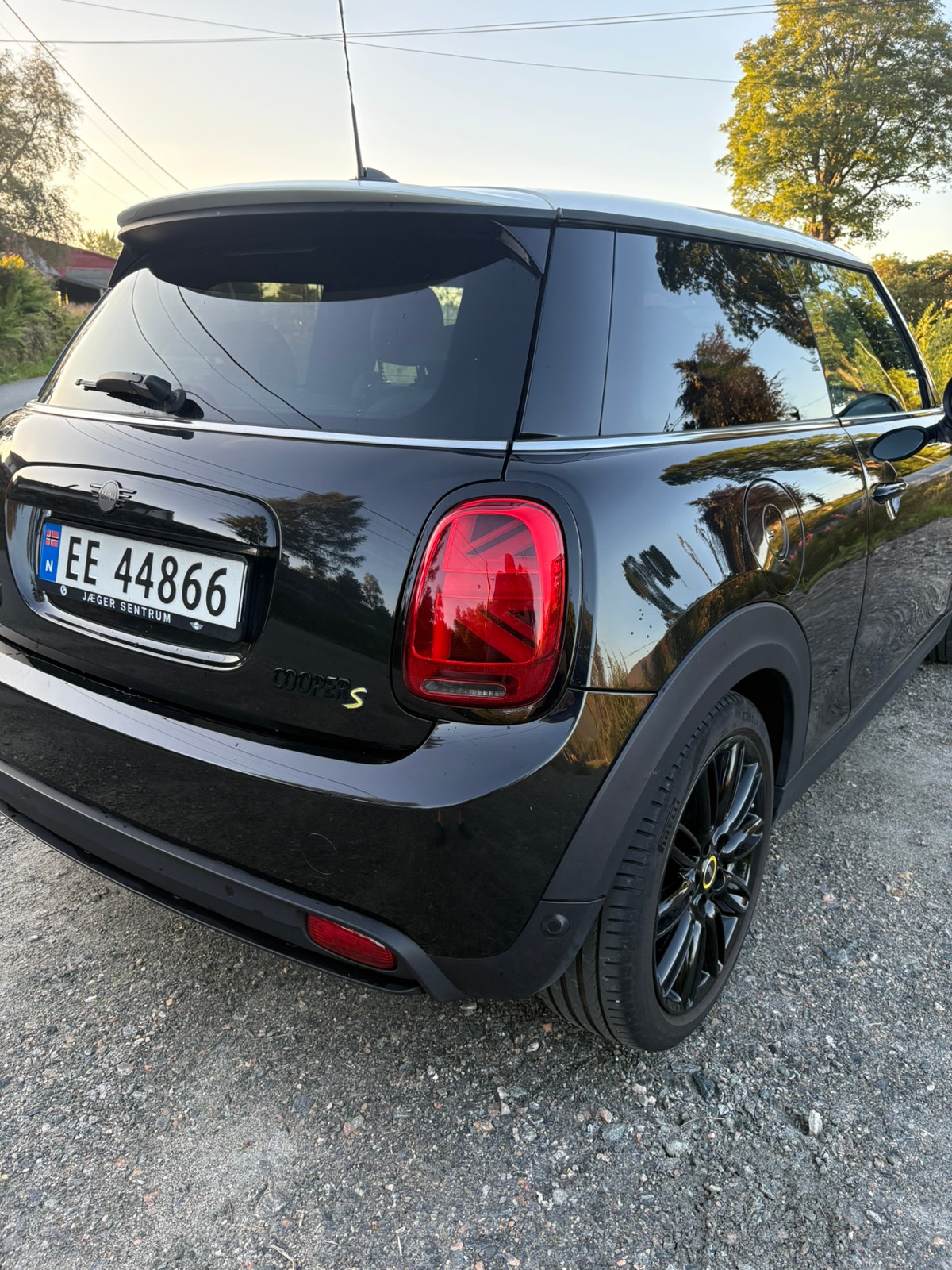 MINI Cooper SE, 184hp, 2023