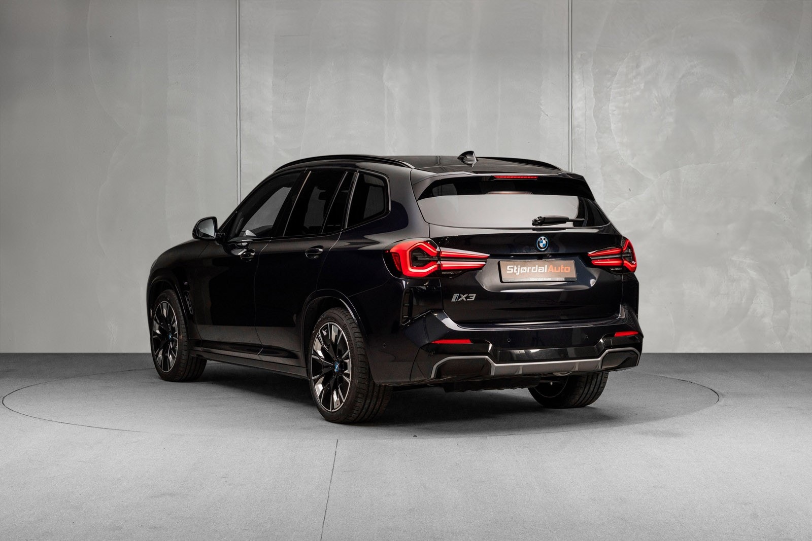 BMW iX3, 286hk, 2024