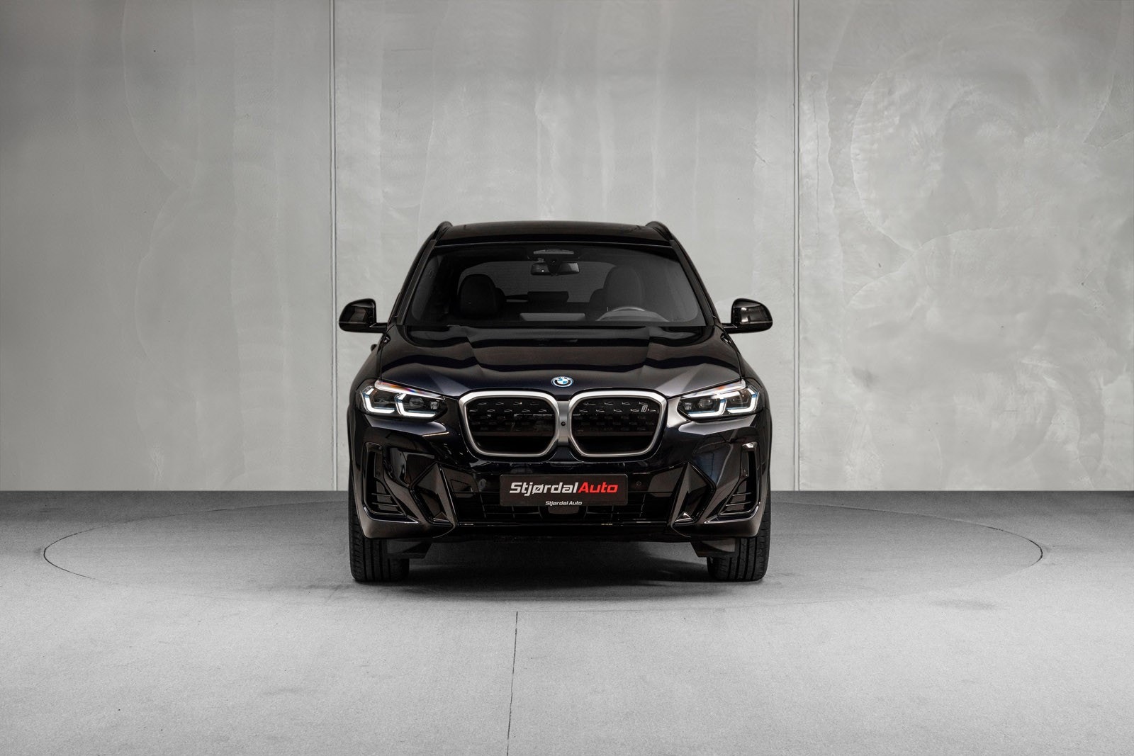 BMW iX3, 286hk, 2024
