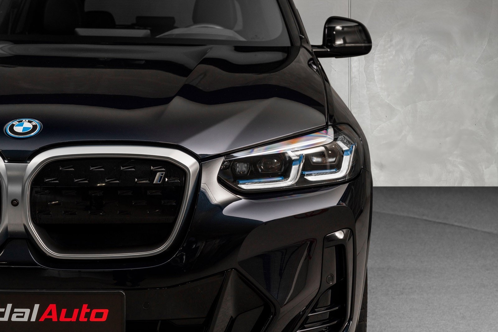 BMW iX3, 286hk, 2024