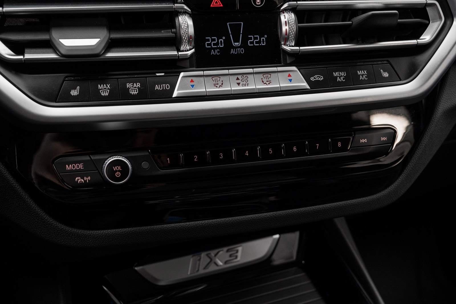 BMW iX3, 286hk, 2024