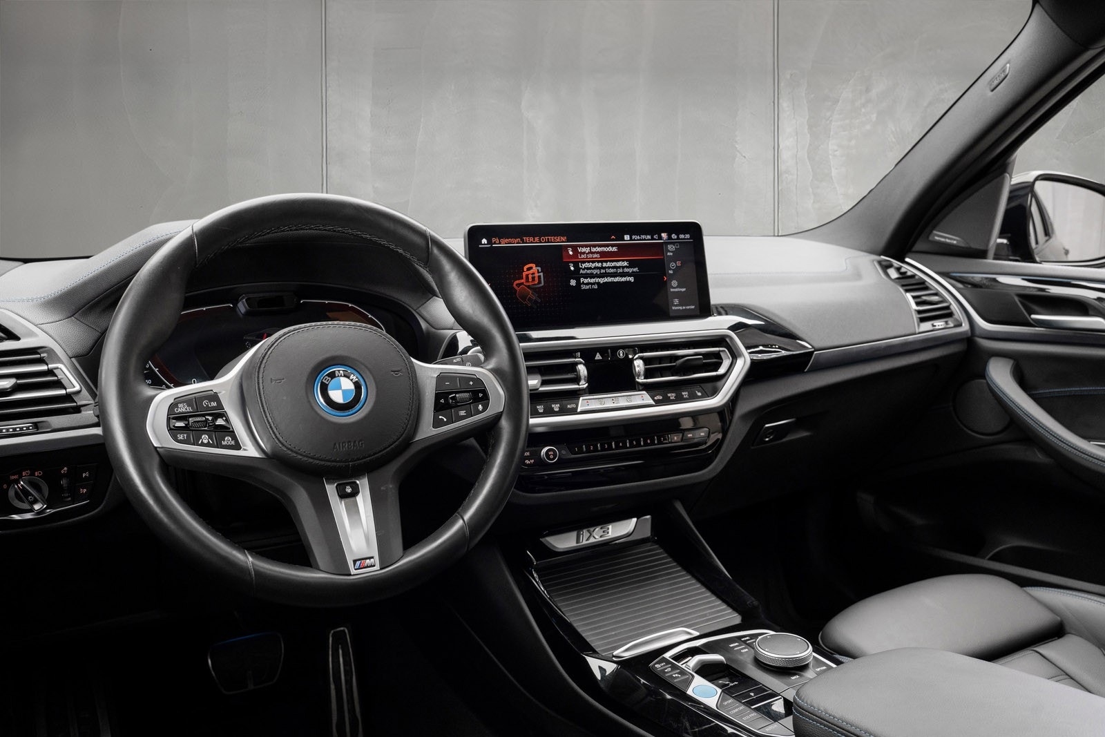 BMW iX3, 286hk, 2024