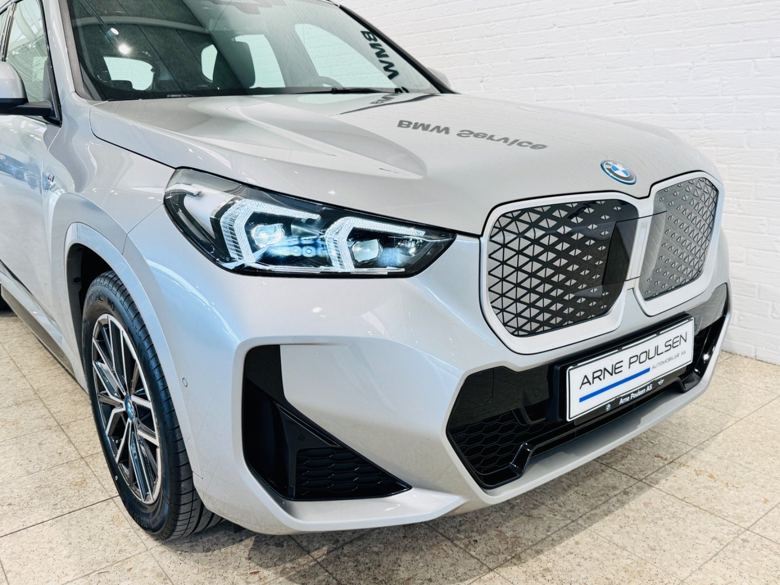 BMW iX1 eDrive20, 204ps, 2025