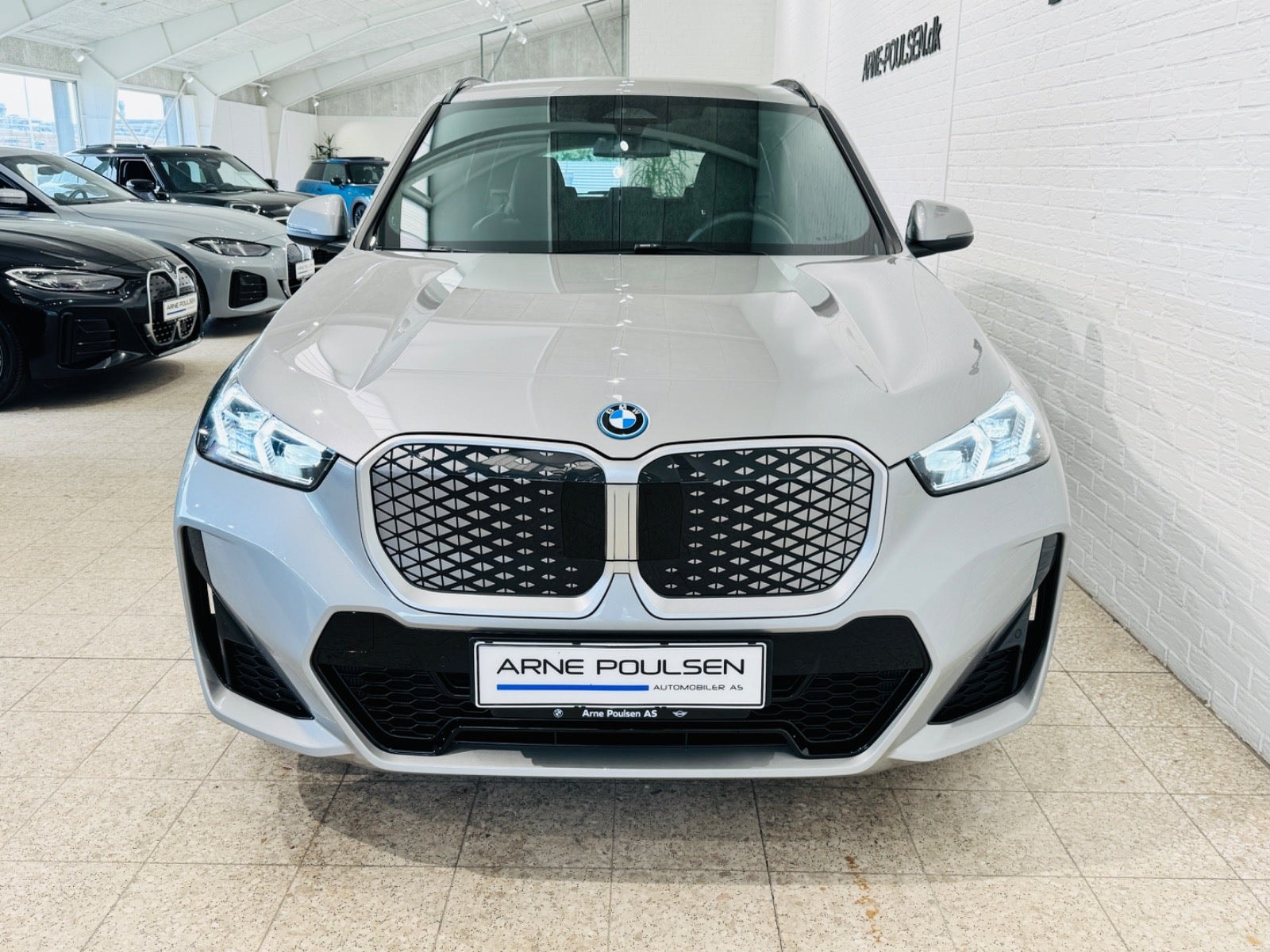 BMW iX1 eDrive20, 204ps, 2025