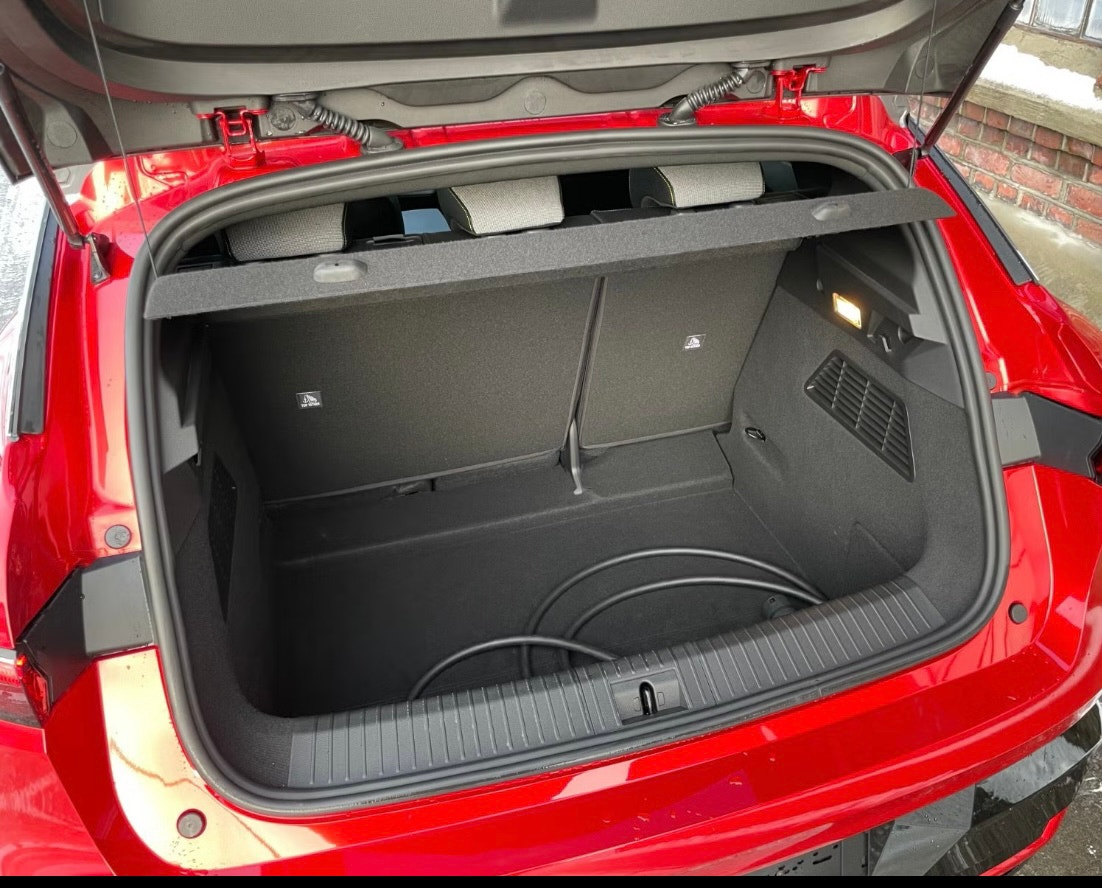 Renault Mégane E-TECH 60 kWh, 218hp, 2022