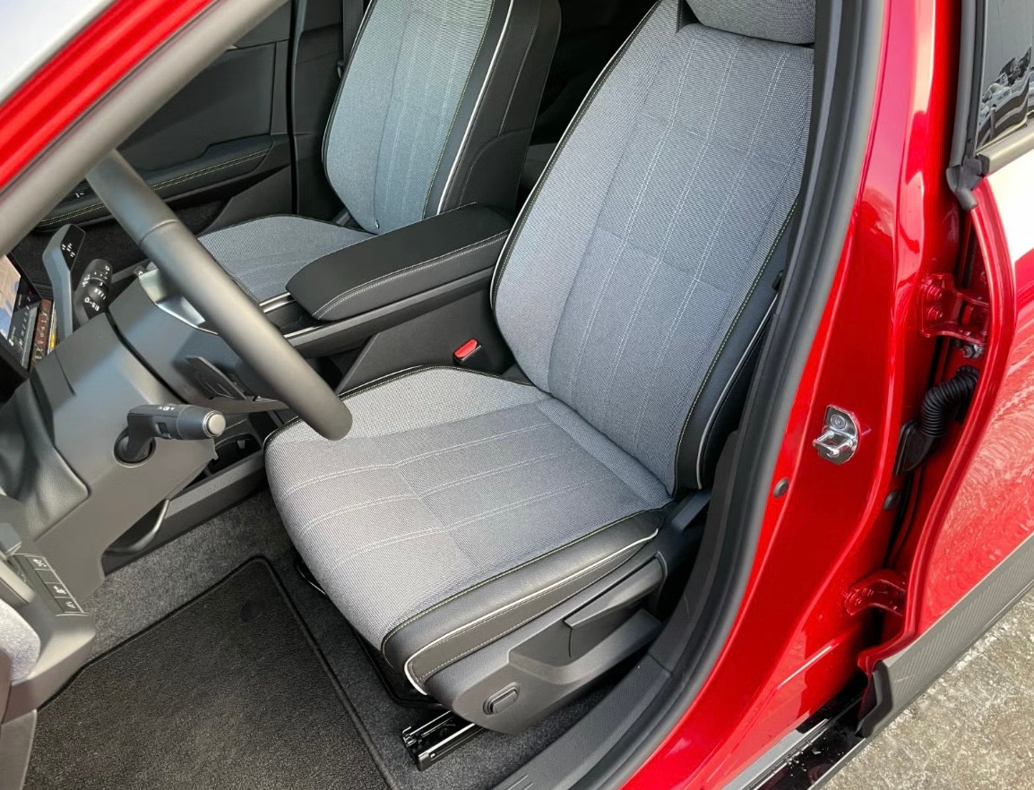 Renault Mégane E-TECH 60 kWh, 218hp, 2022