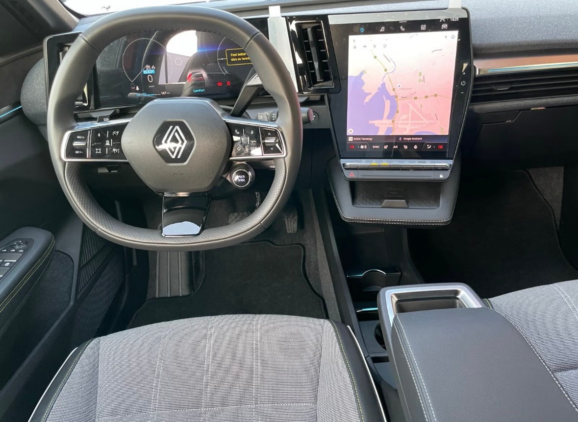 Renault Mégane E-TECH 60 kWh, 218hp, 2022