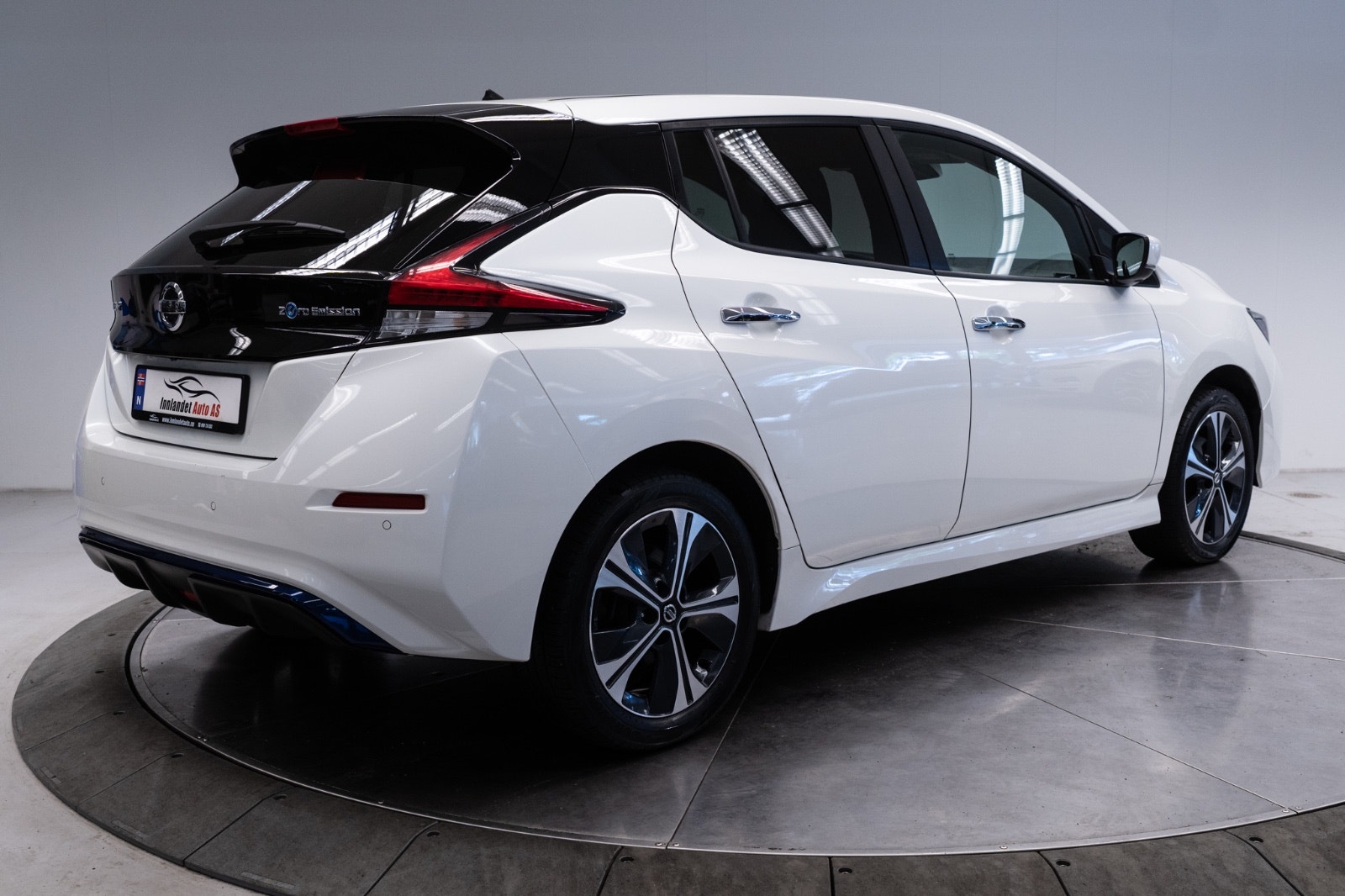 Nissan Leaf e+, 217ps, 2021