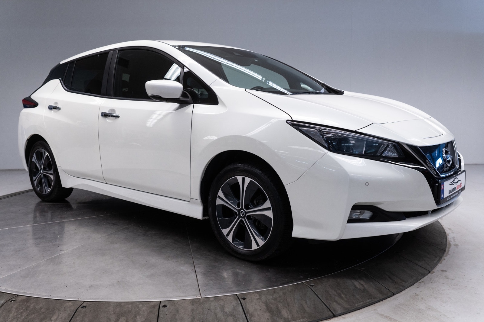 Nissan Leaf e+, 217ps, 2021