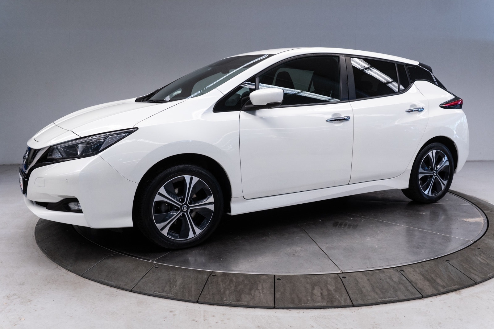 Nissan Leaf e+, 217ps, 2021