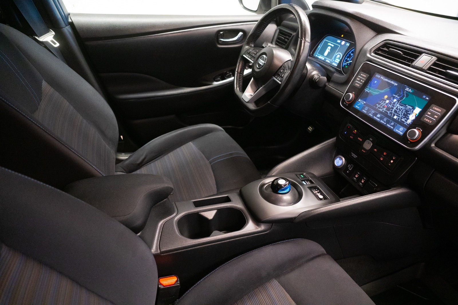 Nissan Leaf e+, 217ps, 2021