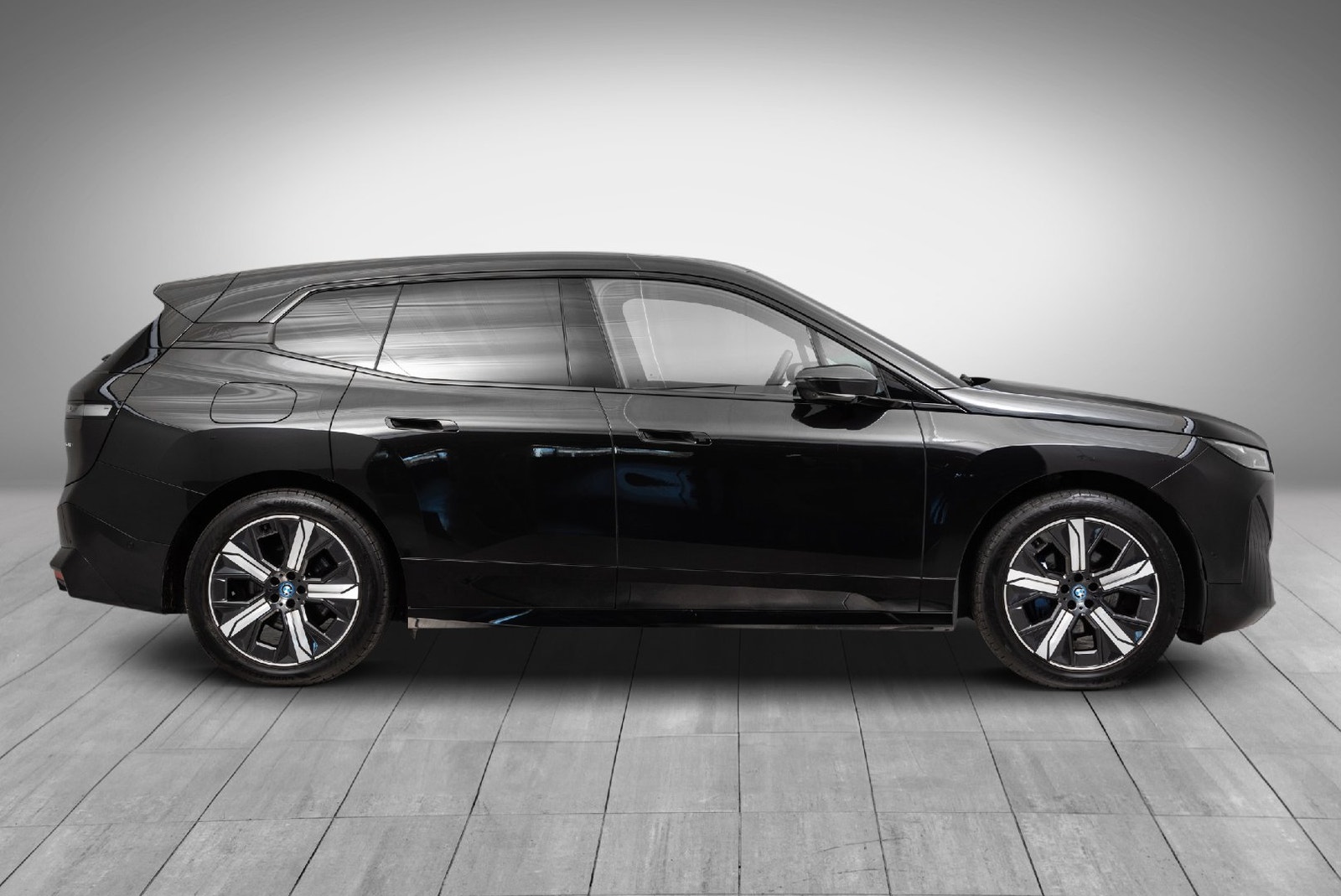 BMW iX xDrive50, 524hk, 2023
