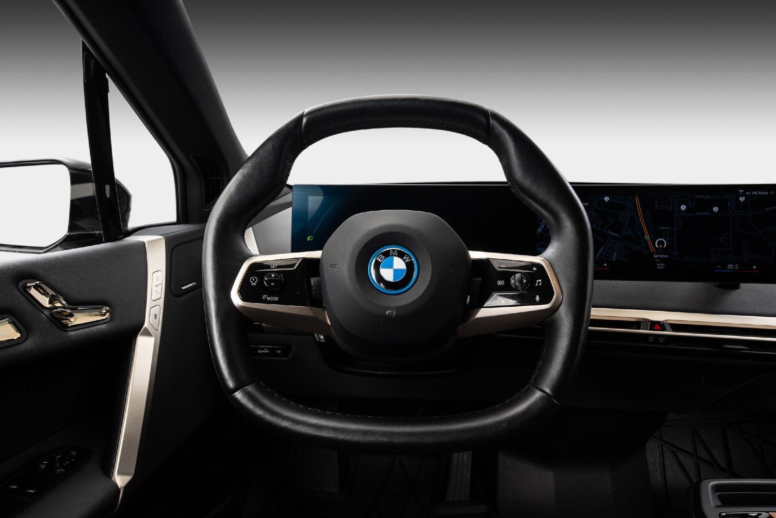 BMW iX xDrive50, 524hk, 2023