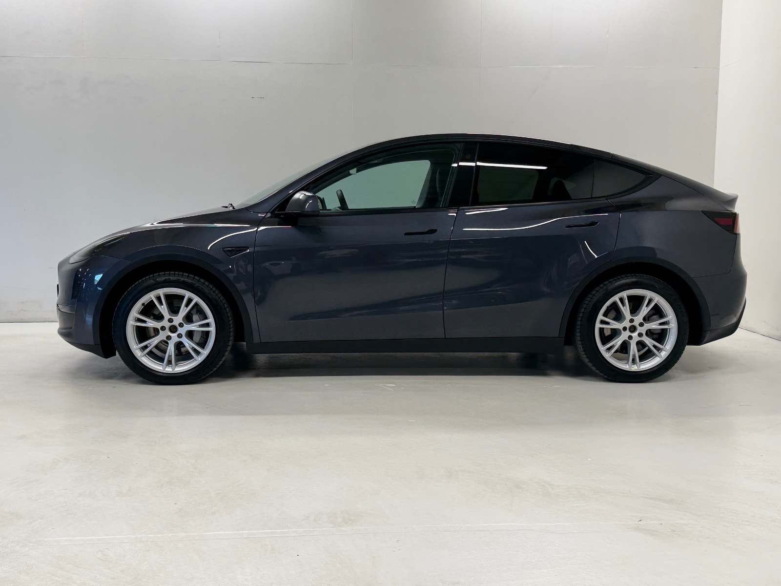 Tesla Model Y Long Range AWD, 514hp, 2022