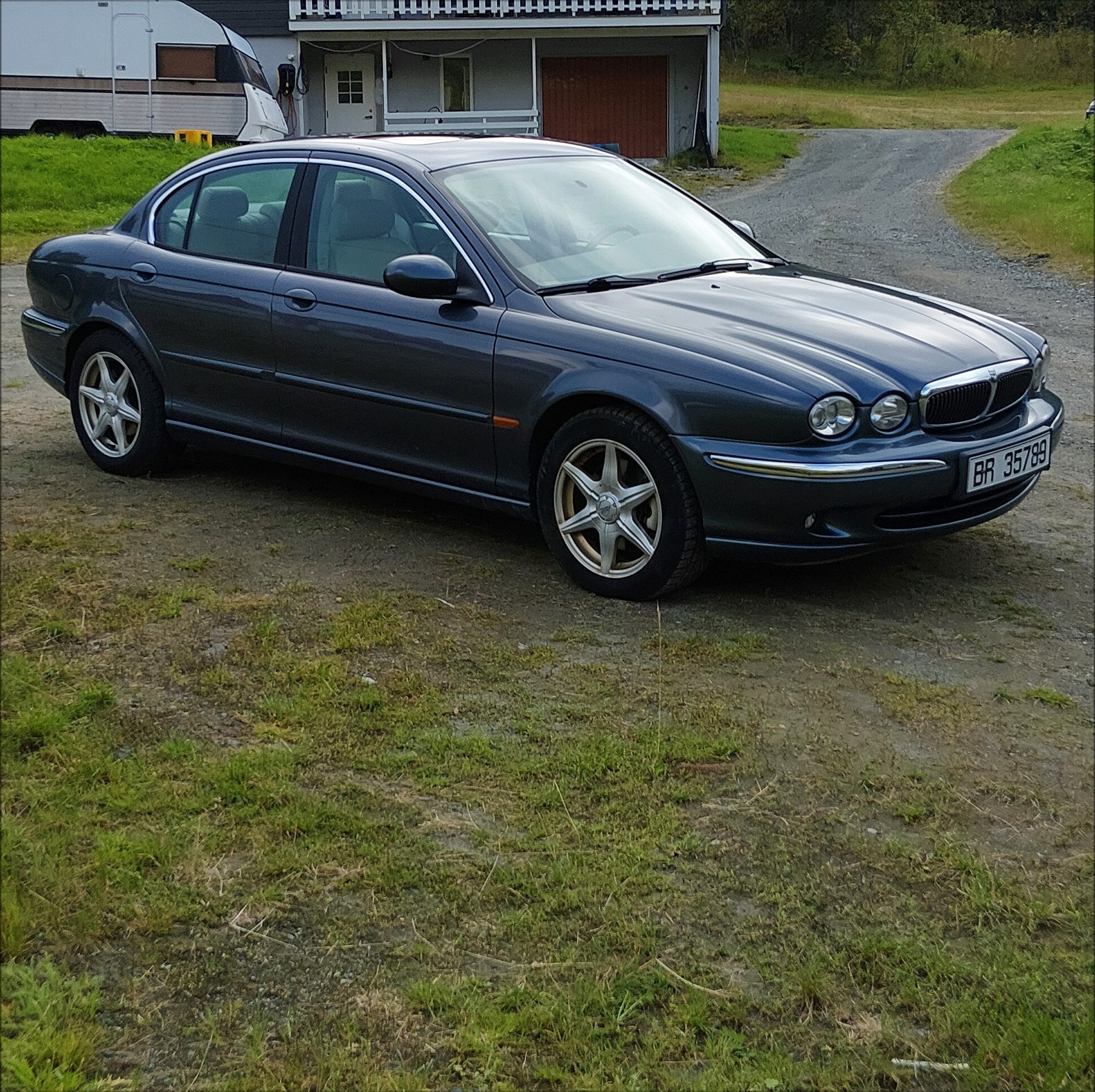 Jaguar X-Type 2.5 V6 4x4 Manual, 5-trins, 196ps, 2001