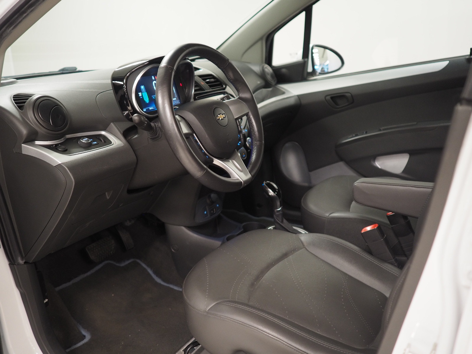 Chevrolet Spark EV, 142hp, 2015