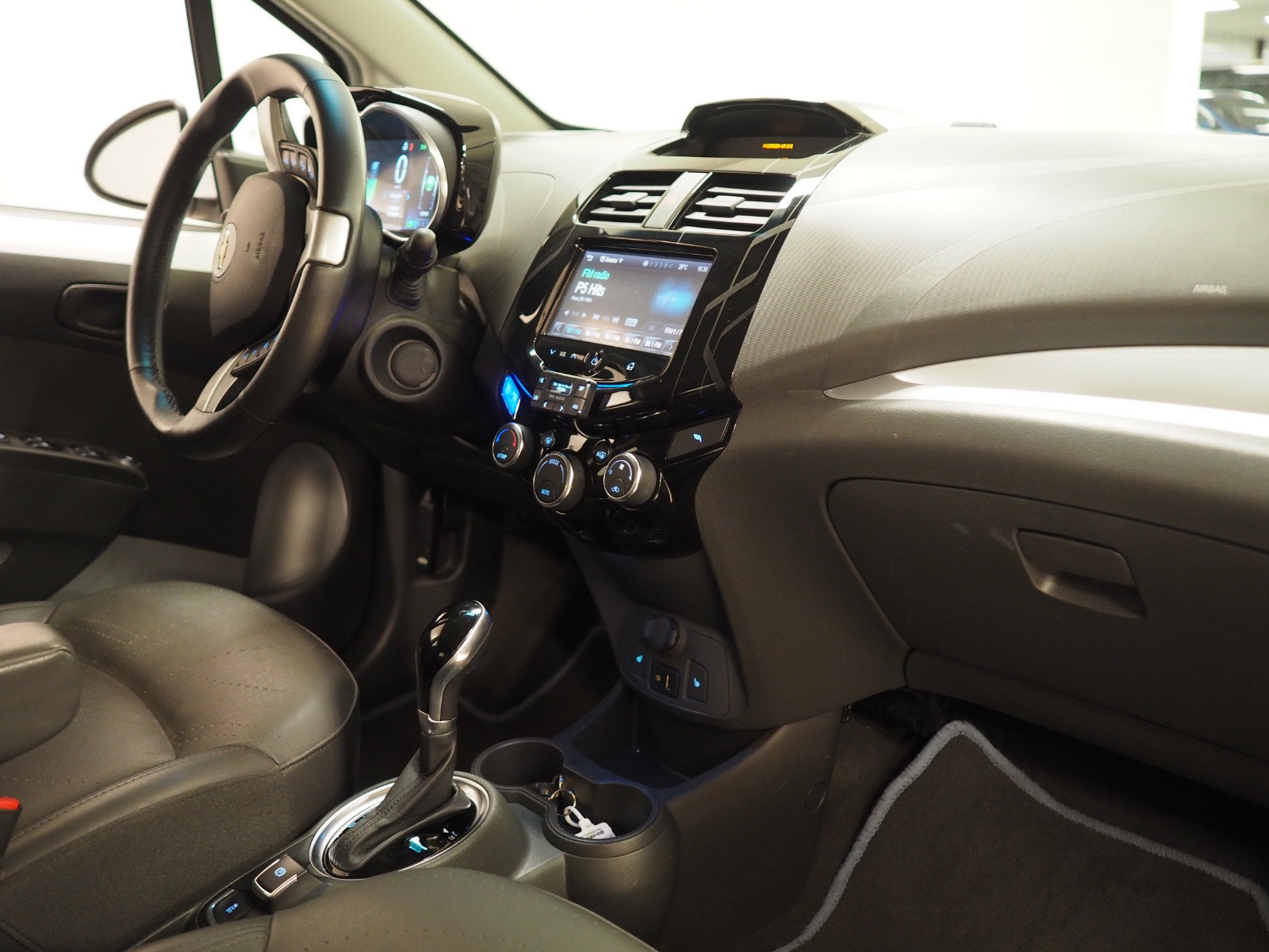 Chevrolet Spark EV, 142hp, 2015