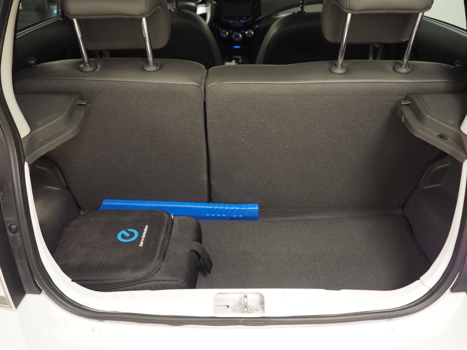 Chevrolet Spark EV, 142hp, 2015