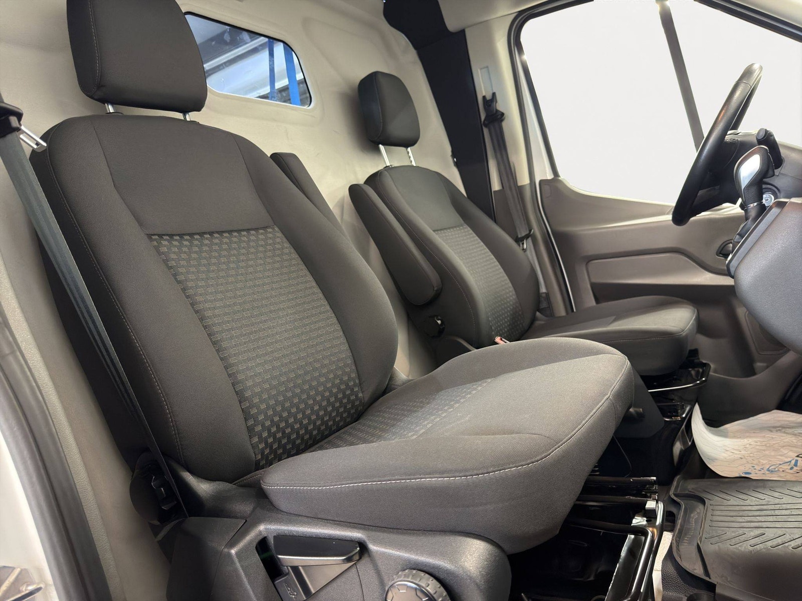 Ford Transit 350 2.0 EcoBlue SelectShift, 6-trinn, 185hk, 2020
