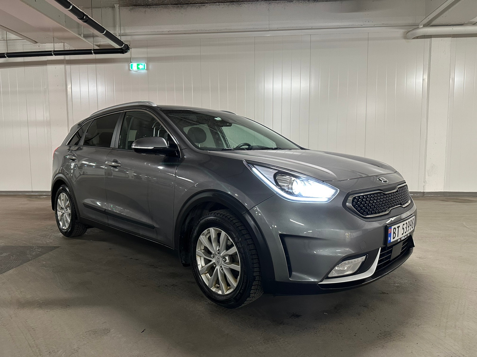 Kia Niro Hybrid DCT, 141hp, 2017