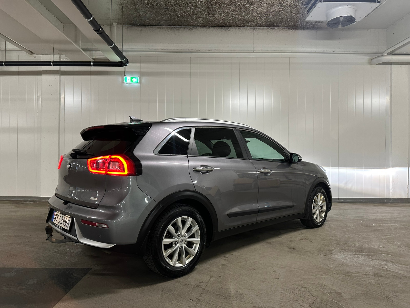 Kia Niro Hybrid DCT, 141hp, 2017