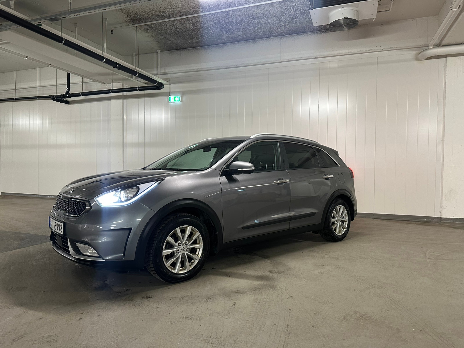 Kia Niro Hybrid DCT, 141hp, 2017