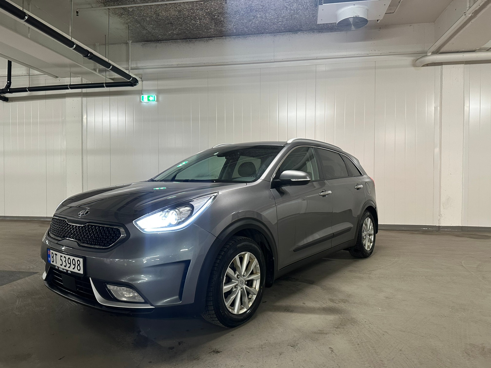 Kia Niro Hybrid DCT, 141hp, 2017