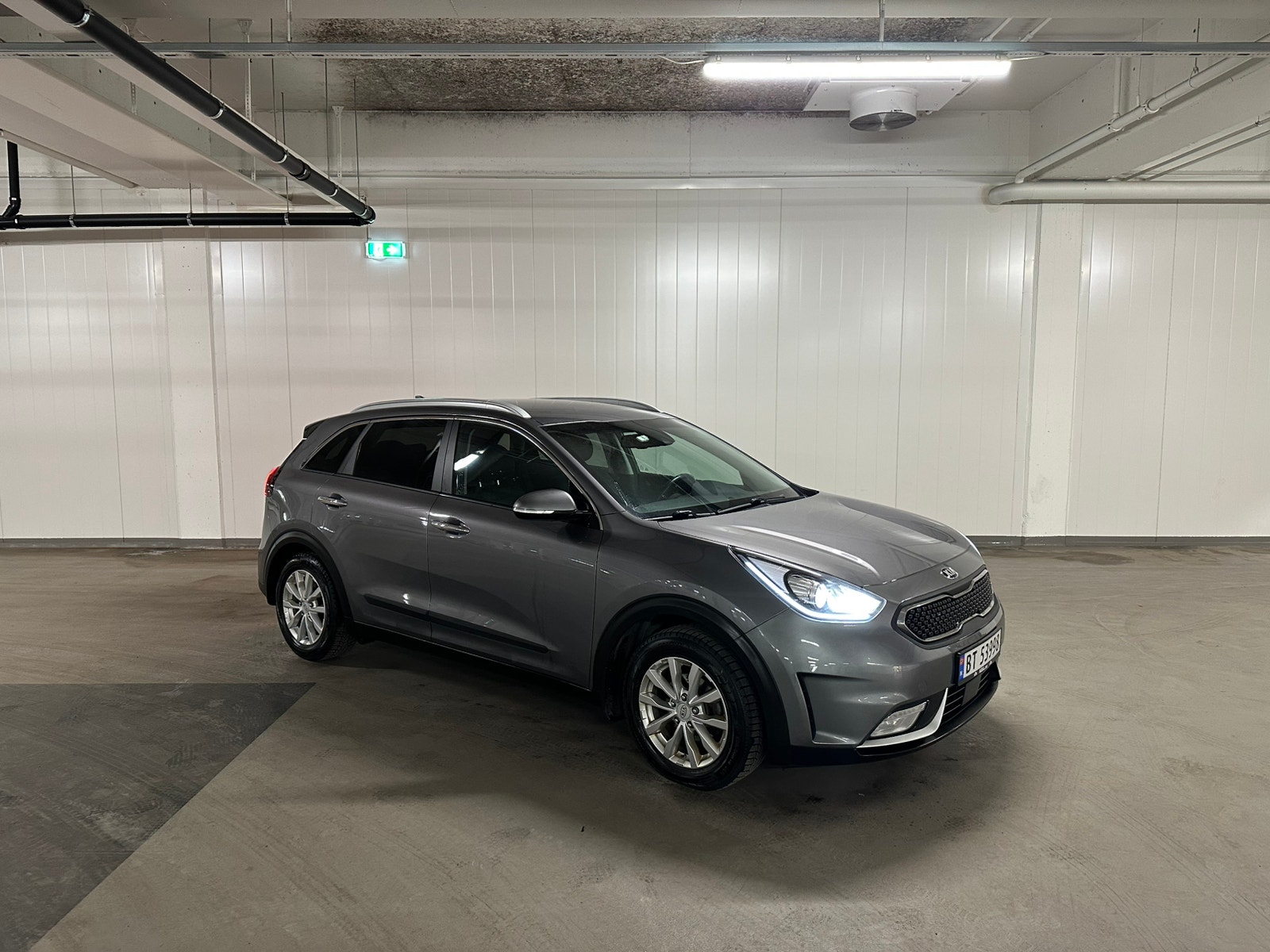 Kia Niro Hybrid DCT, 141hp, 2017