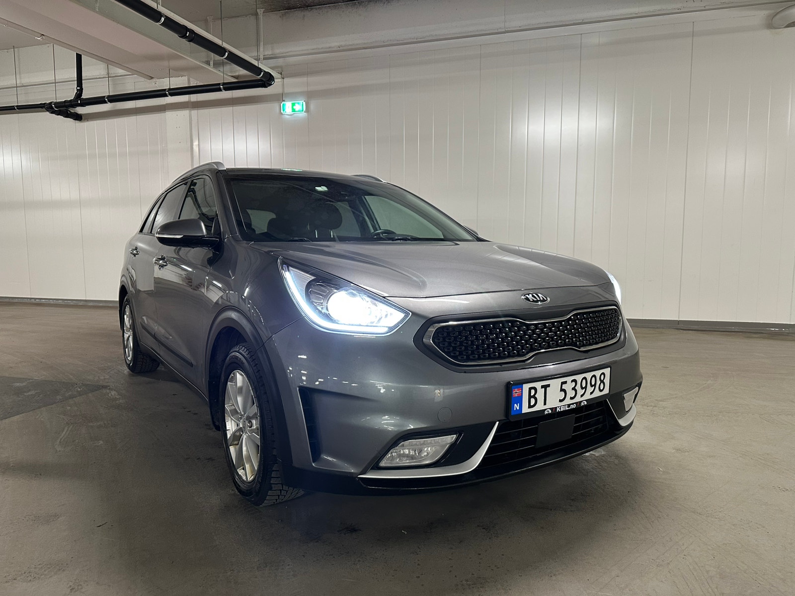 Kia Niro Hybrid DCT, 141hp, 2017