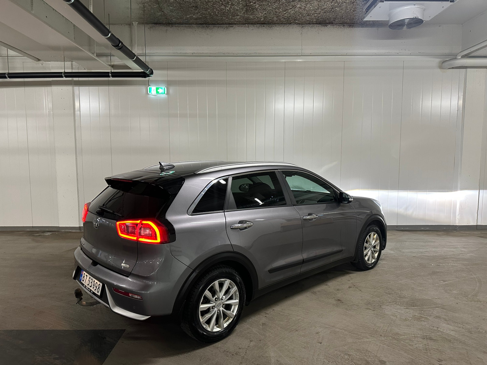 Kia Niro Hybrid DCT, 141hp, 2017