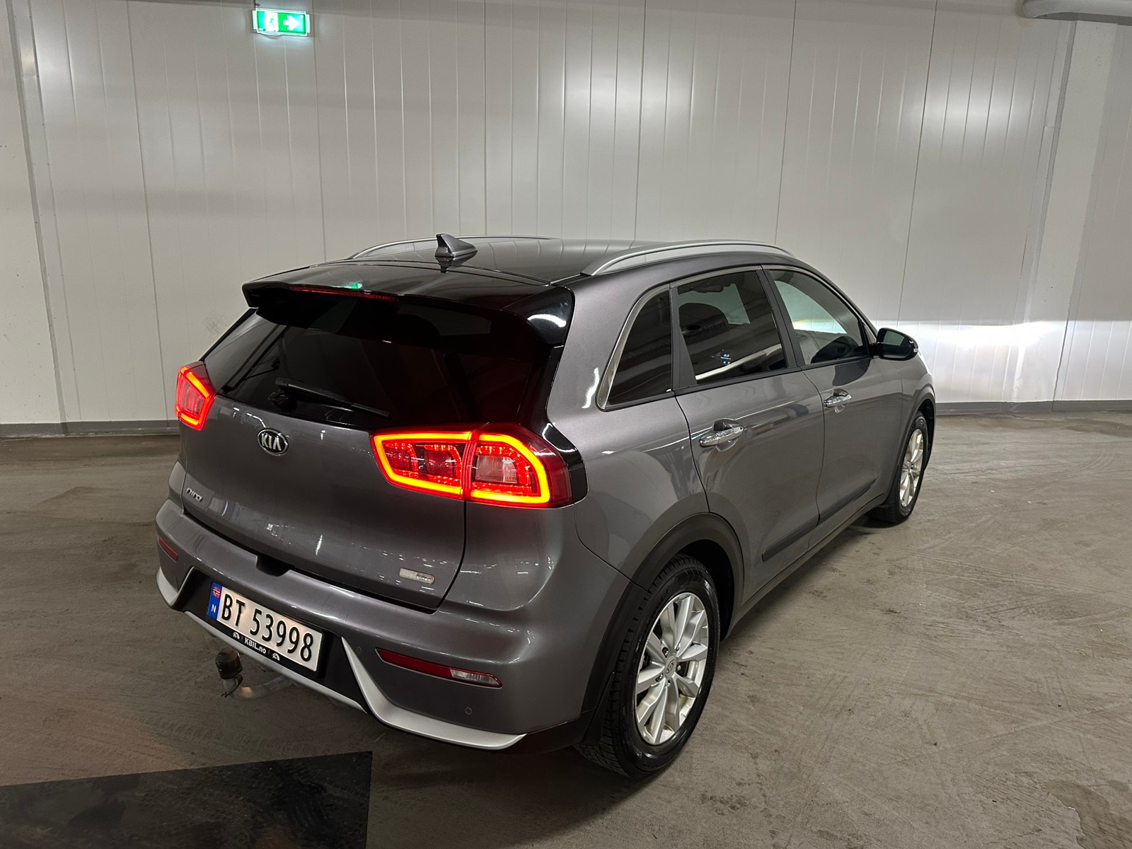 Kia Niro Hybrid DCT, 141hp, 2017