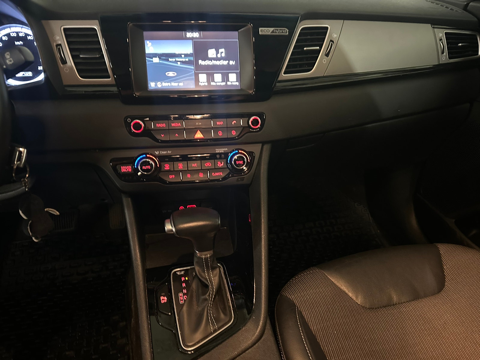 Kia Niro Hybrid DCT, 141hp, 2017