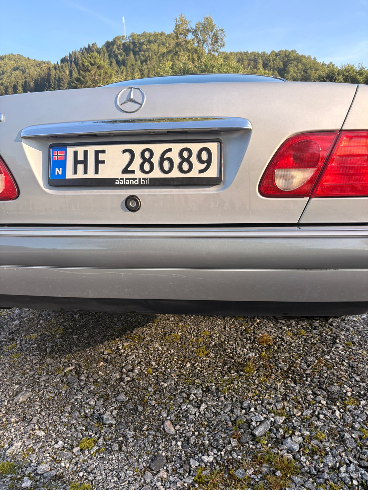 Mercedes-Benz E 320 5G-Tronic, 220hp, 1997