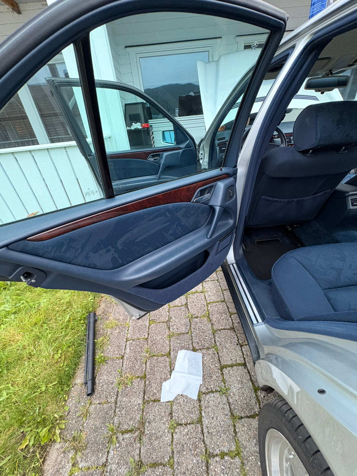 Mercedes-Benz E 320 5G-Tronic, 220hp, 1997