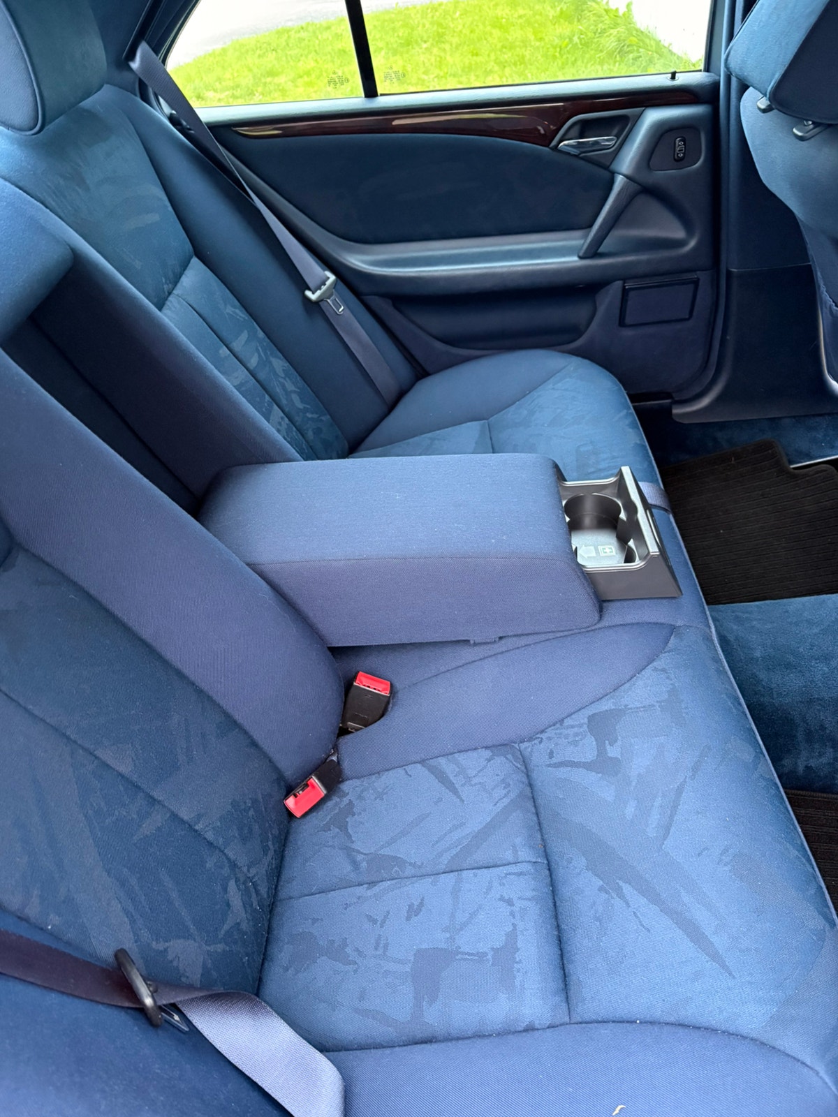 Mercedes-Benz E 320 5G-Tronic, 220hp, 1997