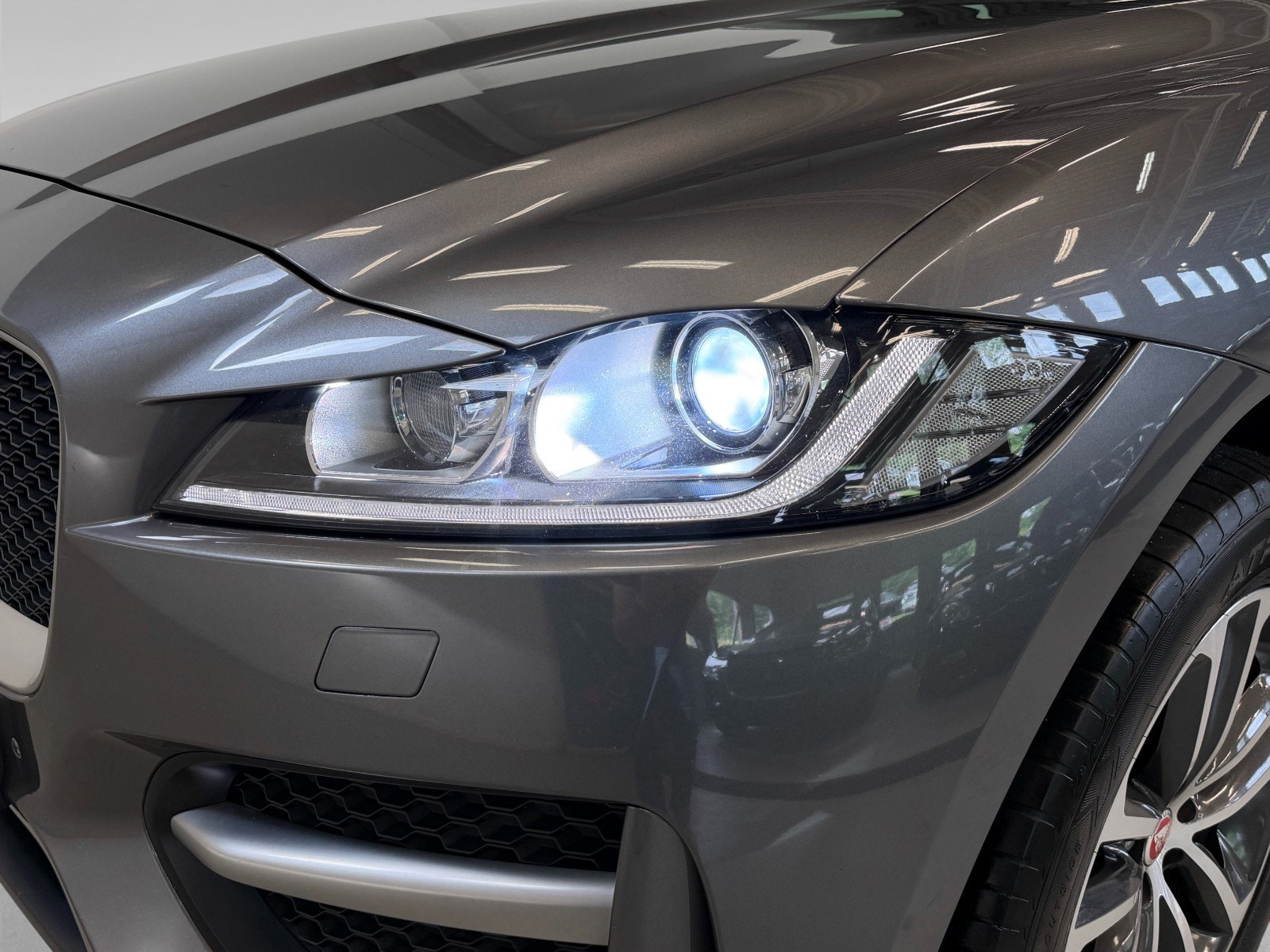 Jaguar F-Pace 20d AWD Automatic, 8-trins, 180ps, 2018
