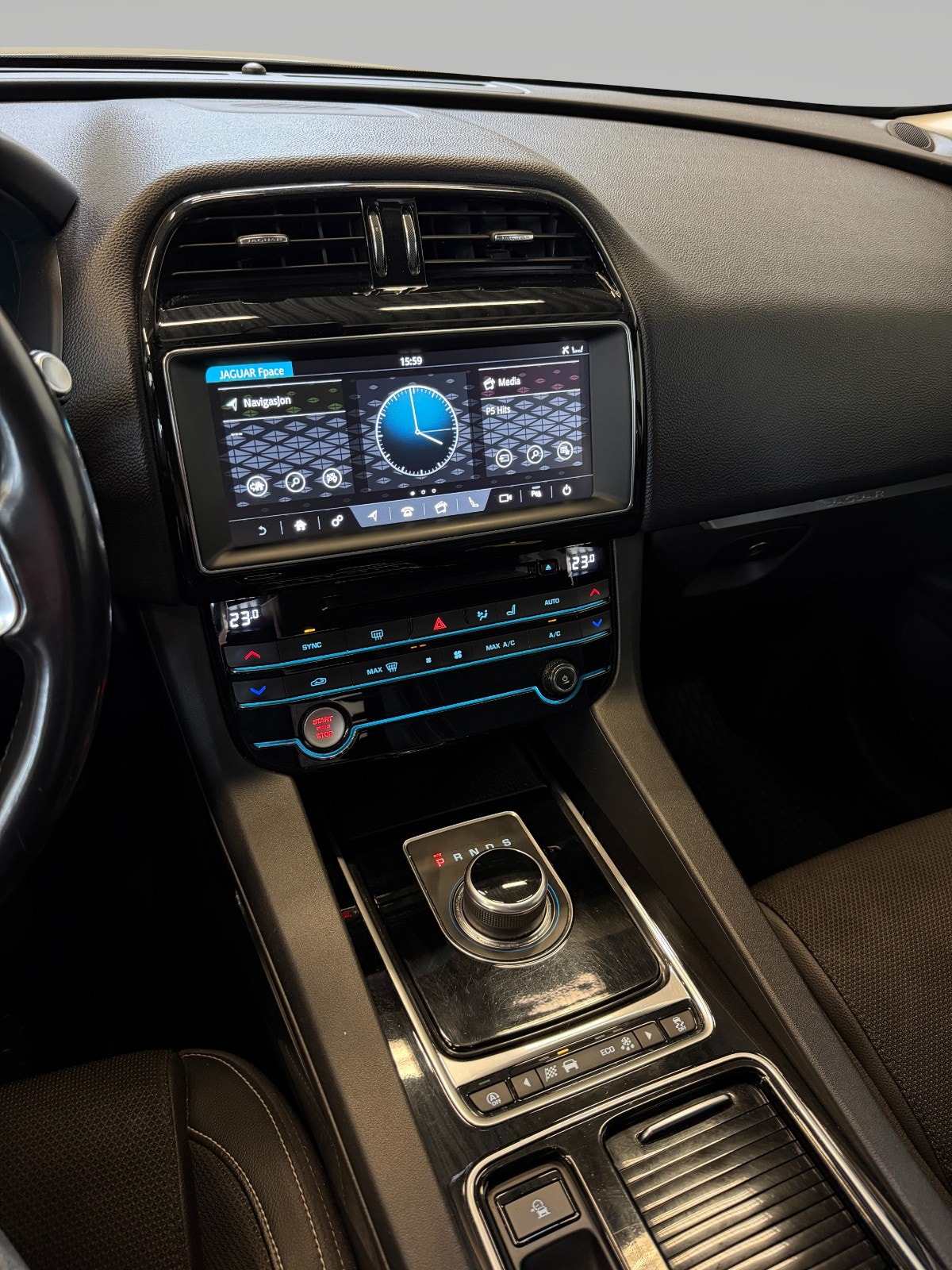 Jaguar F-Pace 20d AWD Automatic, 8-trins, 180ps, 2018