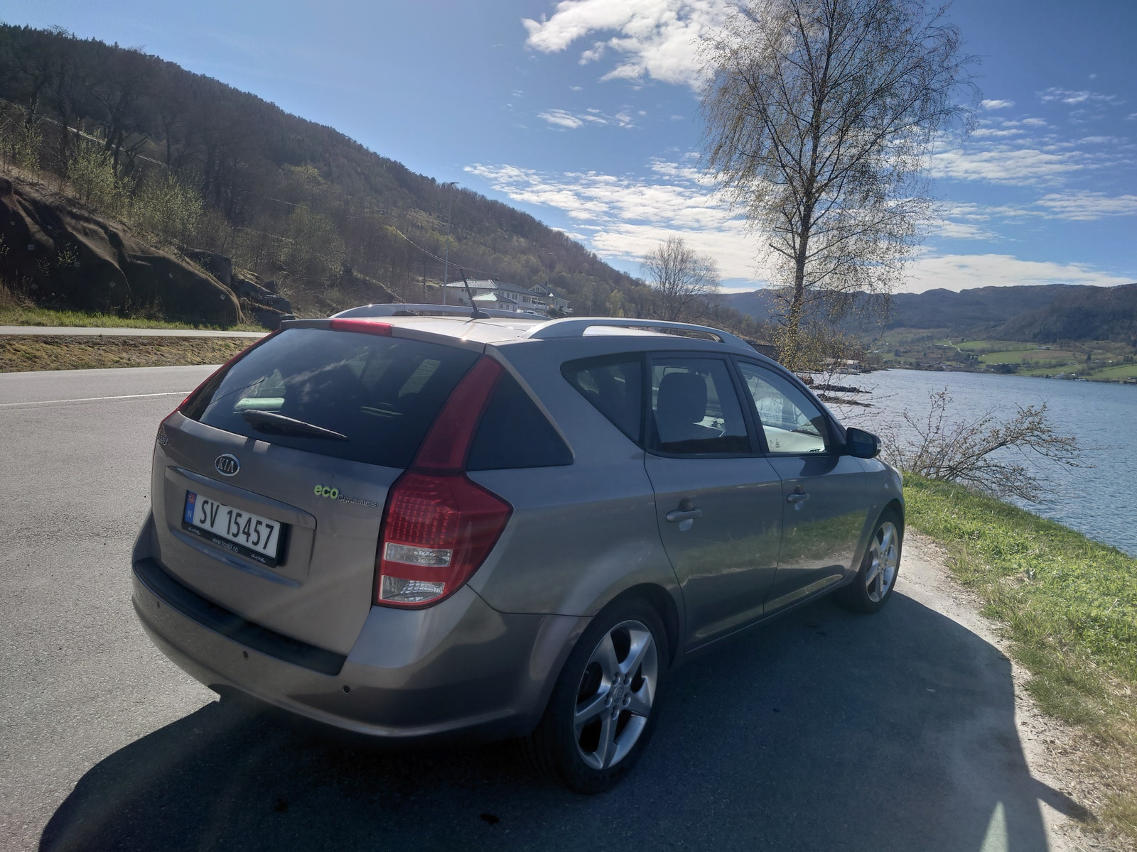 Kia cee'd_sw 1.6 CRDi Manual, 6-trins, 90ps, 2012