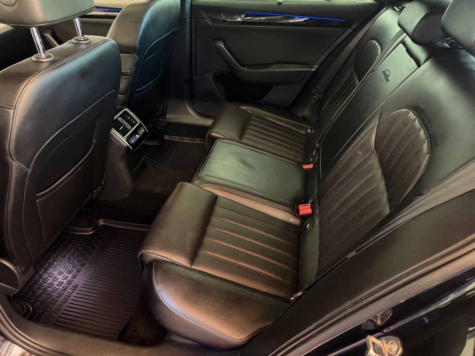 Škoda Superb Combi 2.0 TDI 4x4 SCR DSG Sequential, 190hp, 2019