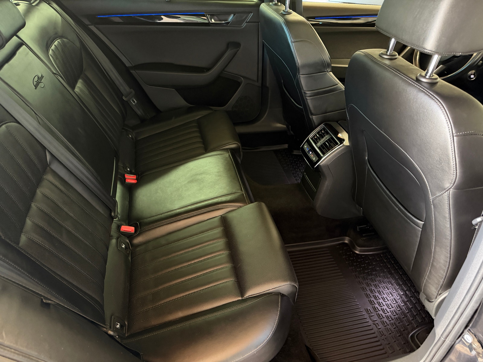Škoda Superb Combi 2.0 TDI 4x4 SCR DSG Sequential, 190hp, 2019