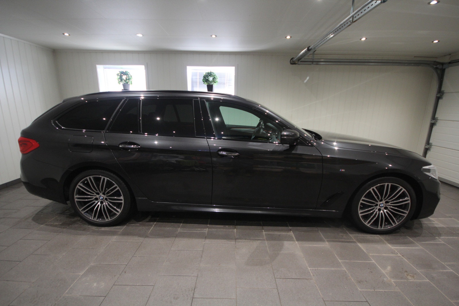 BMW 540d xDrive Touring Steptronic, 8-trinn, 320hk, 2018