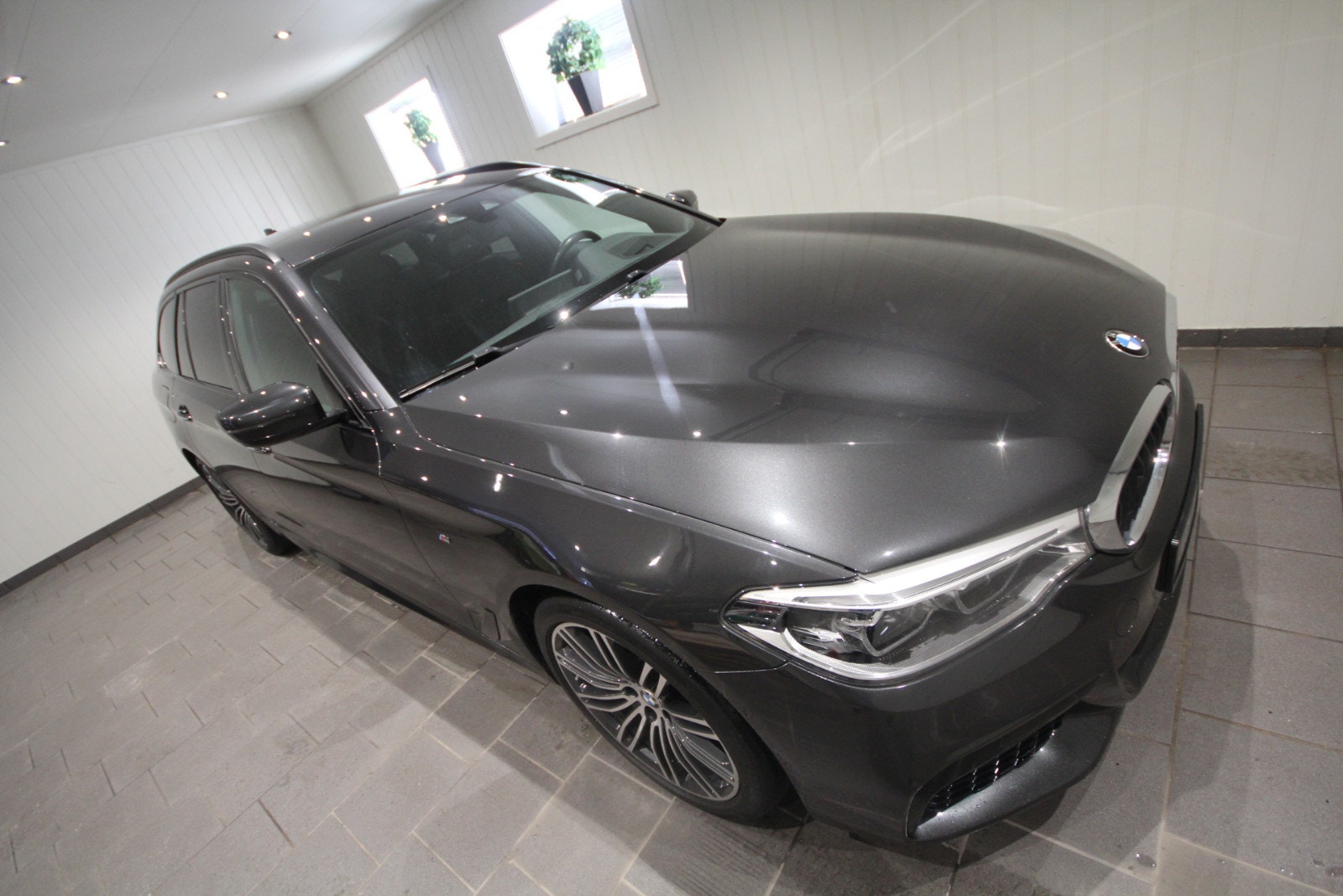 BMW 540d xDrive Touring Steptronic, 8-trinn, 320hk, 2018