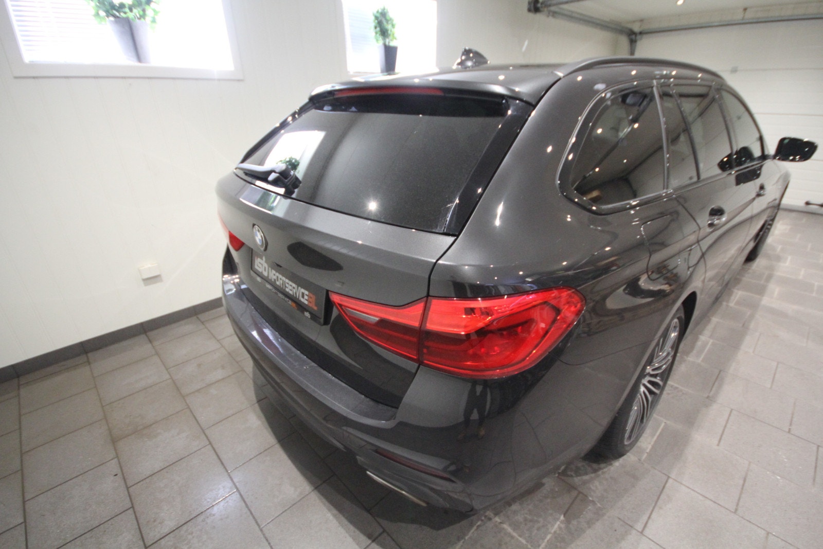 BMW 540d xDrive Touring Steptronic, 8-trinn, 320hk, 2018